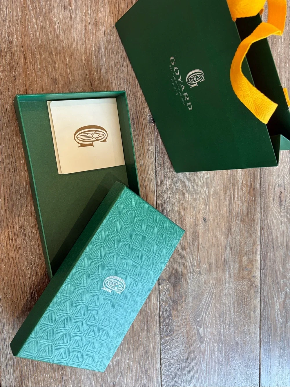 Goyard Green Gift Bag and Box with Yellow Handles - Picture 4 of 7